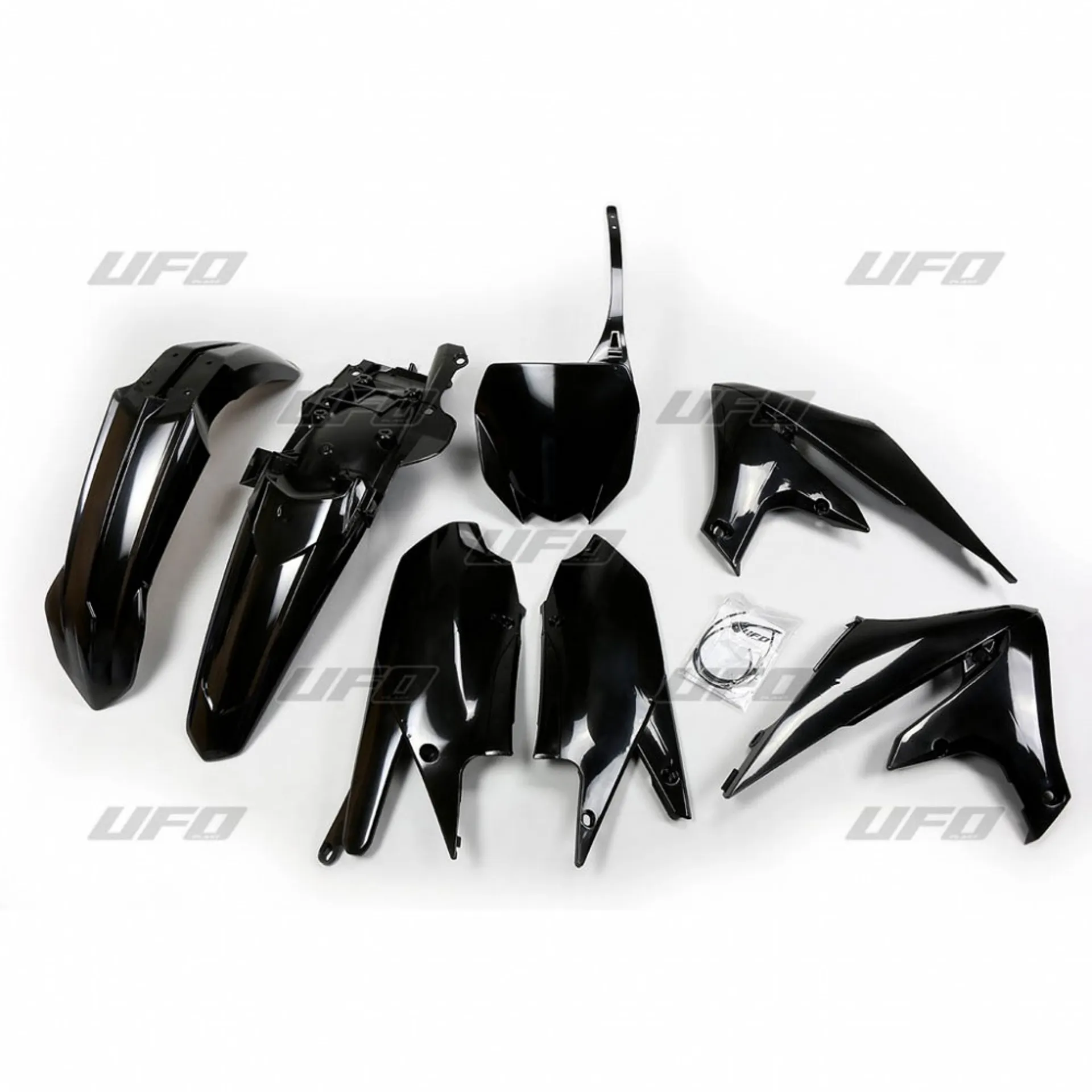 UFO Plastic kit 5-parts Black 001 YZ250F 19-, YZ450F 18- - UFO - Motocross Parts